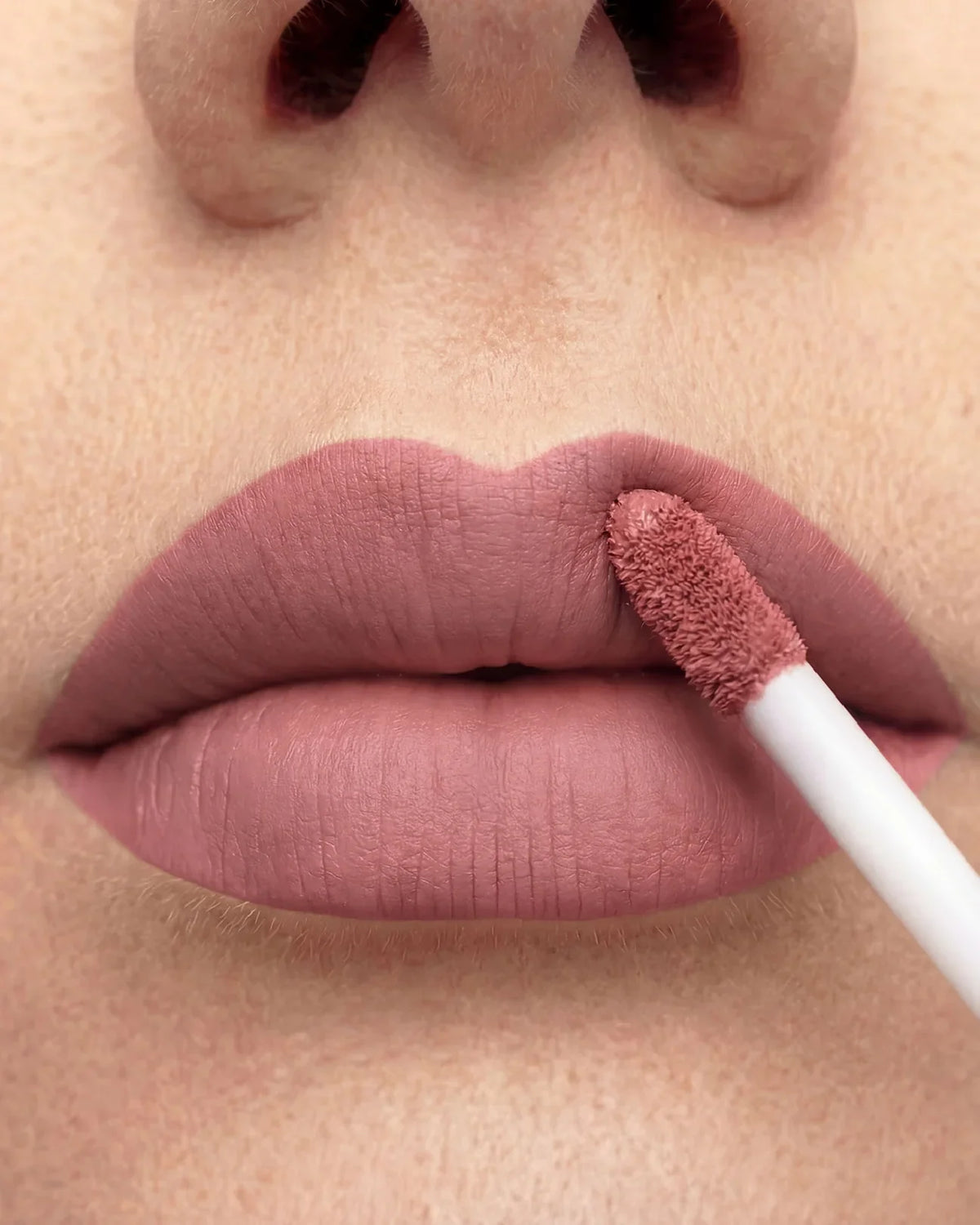 ASTRA PURE BEAUTY ROSSETTO LIQUIDO OPACO 01