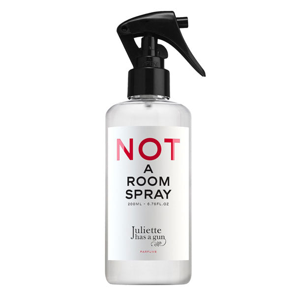 JULIETTE HAS A GUN NOT A ROOM SPRAY 200 ML - Tre Pi Profumerie